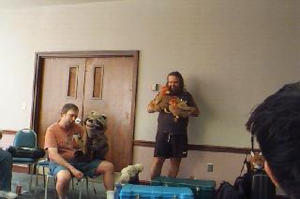 070598-018