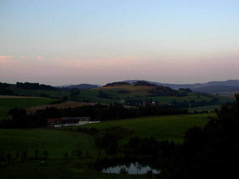 WolfHugz EF8 landscape