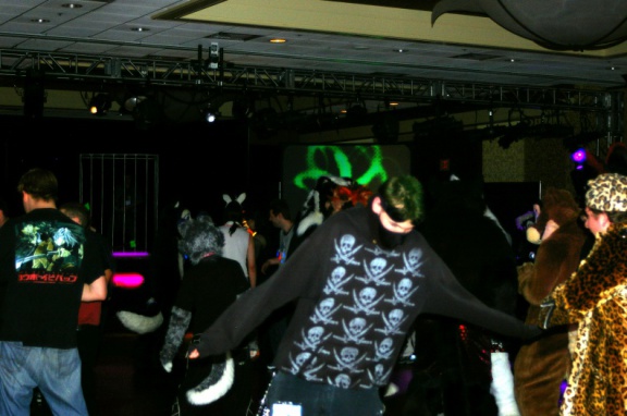 DamonHusky FC2009 166