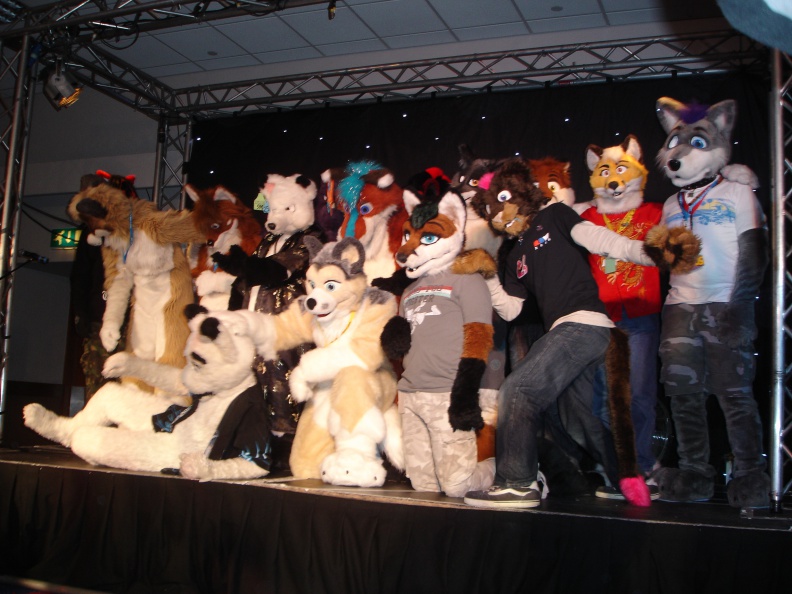 Vector_RBW2008_FursuitGames_12.jpg