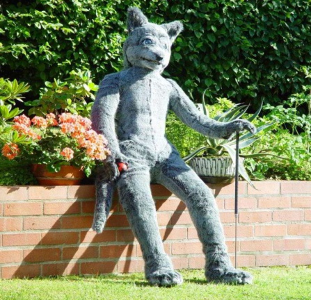 Wolfy Fursuit Garten1