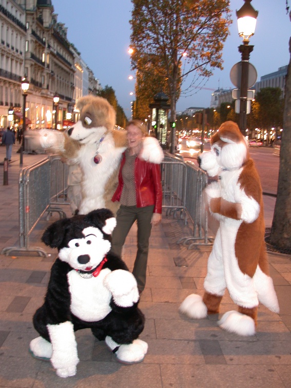 20051029 ScritchPippinYagfox 48 ChampsElysees