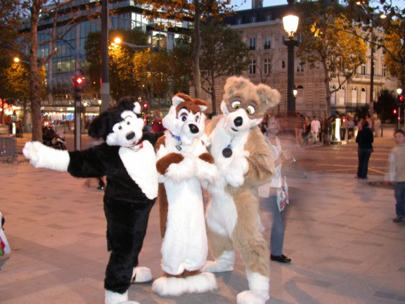 20051029 ScritchPippinYagfox 50 ChampsElysees