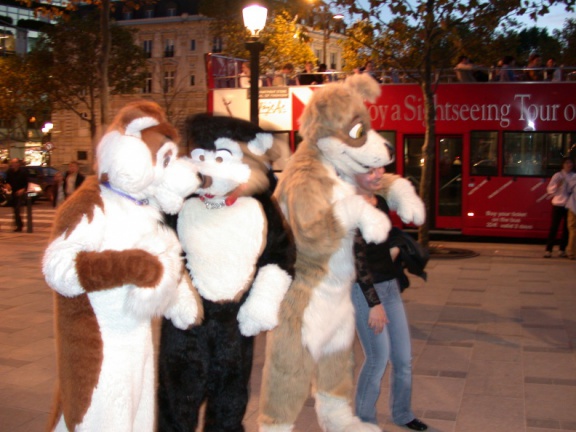 20051029 ScritchPippinYagfox 53 ChampsElysees
