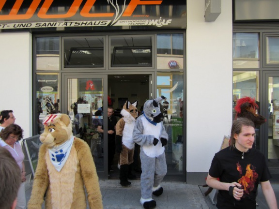 Fursuitwalk Asrail 64