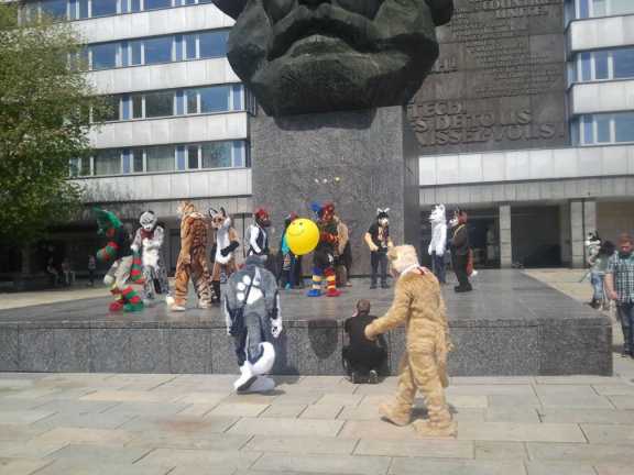 Fursuitwalk Fridolfus 18