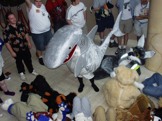 [WallyWolf_AC2005_FursuitRug12.jpg]