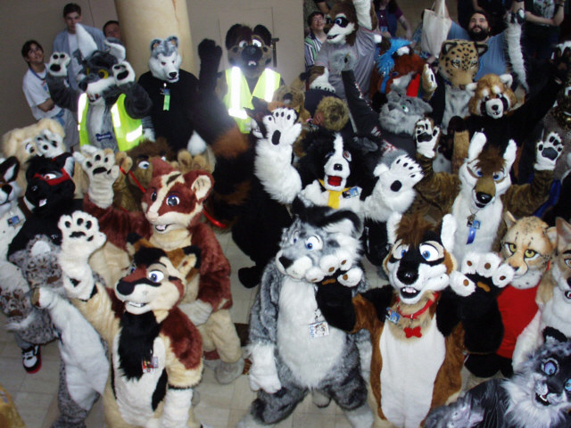 [WallyWolf_AC2005_FursuitRug16.jpg]