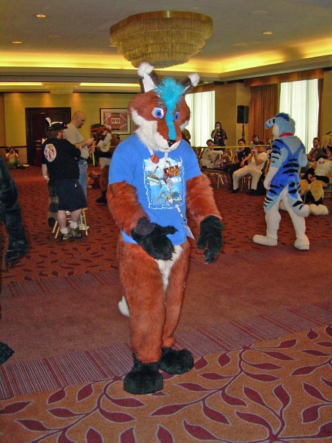 [MortonFox_AC2006_Fursuit_Games-fd0000.jpg]