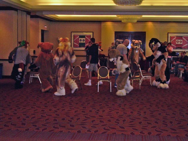 [MortonFox_AC2006_Fursuit_Games-fd0006.jpg]