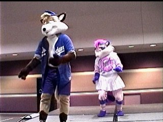 [furcon5.JPG]