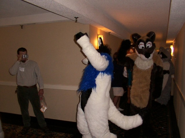 [Fuzzwolf_MFM2001_22.jpg]