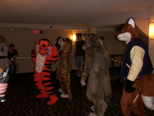 [Fuzzwolf_MFM2001_50.jpg]