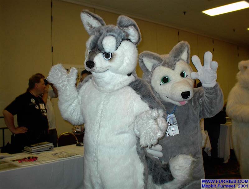 [ZenWolf__MFM2001_21.jpg]