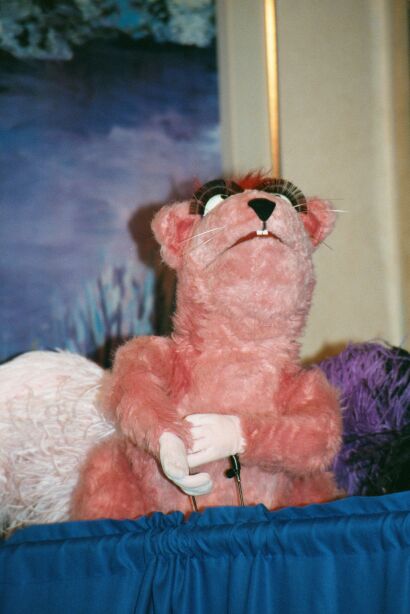 [Nikon_MidWestFurFest20001117_042.jpg]