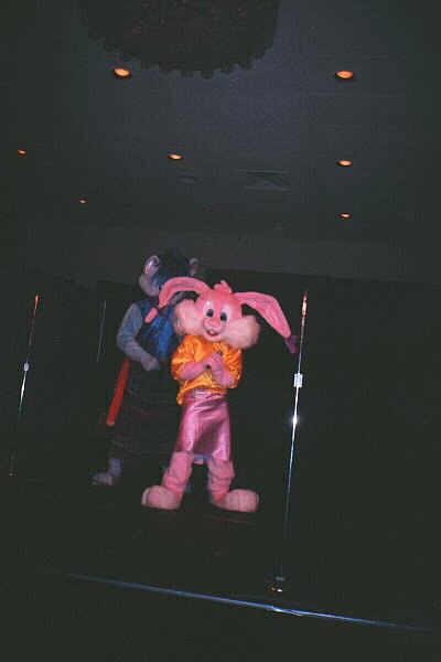 [pic32.jpg]