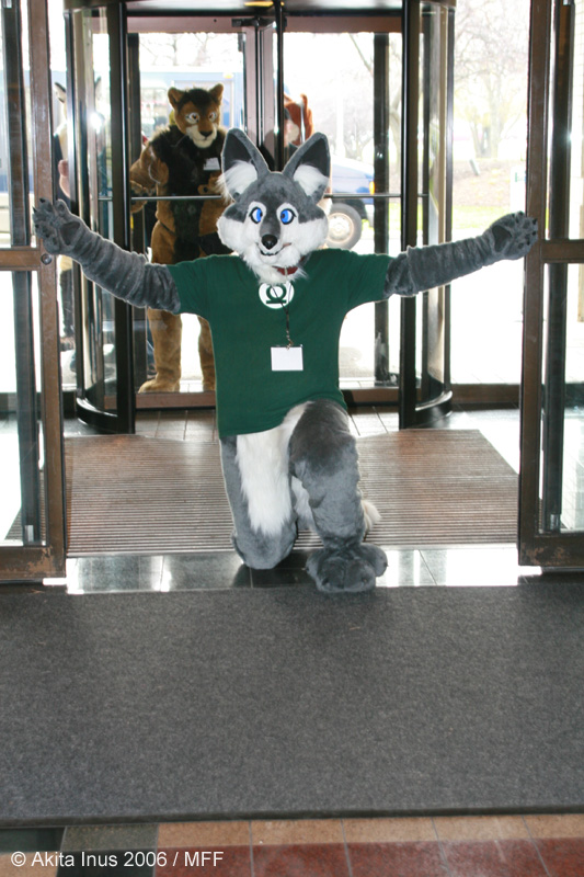 [AkitaInus_MFF2006_026.jpg]