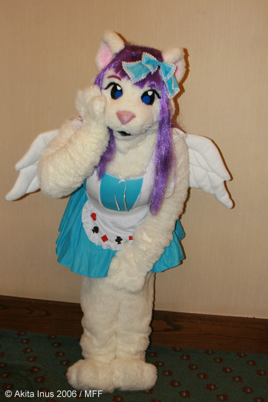 [AkitaInus_MFF2006_067.jpg]