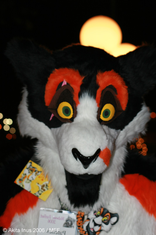 [AkitaInus_MFF2006_210.jpg]