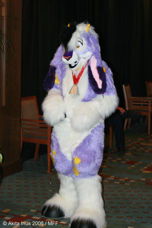 [AkitaInus_MFF2006_269.jpg]