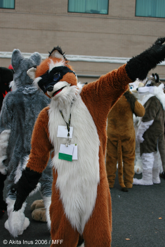 [AkitaInus_MFF2006_512.jpg]