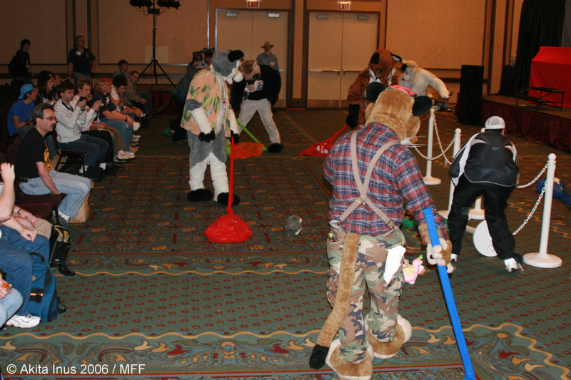 [AkitaInus_MFF2006_729.jpg]