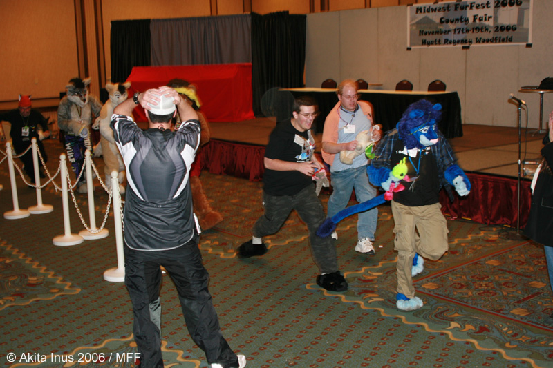 [AkitaInus_MFF2006_737.jpg]