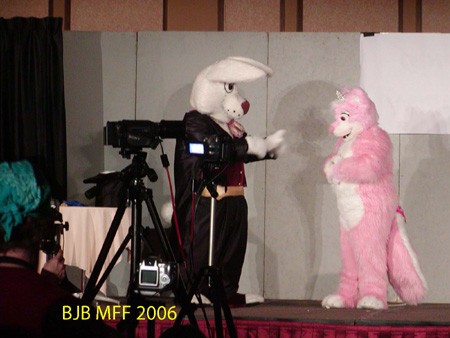 [BJButtons_MFF2006_007.jpg]