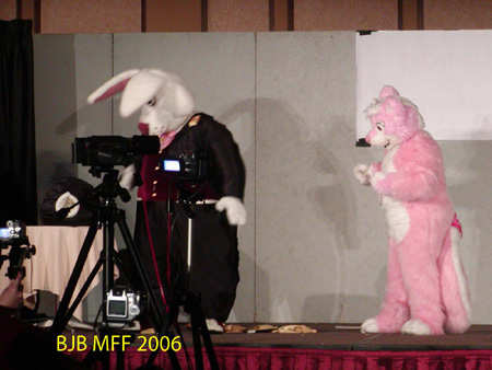 [BJButtons_MFF2006_012.jpg]