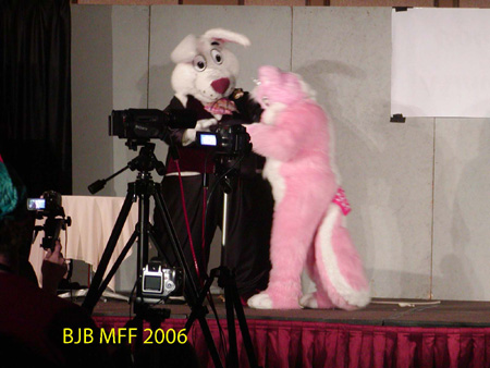 [BJButtons_MFF2006_013.jpg]