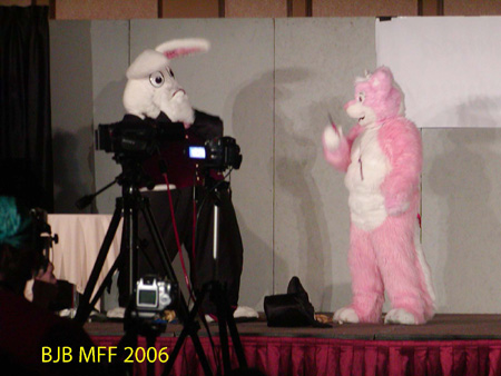 [BJButtons_MFF2006_014.jpg]