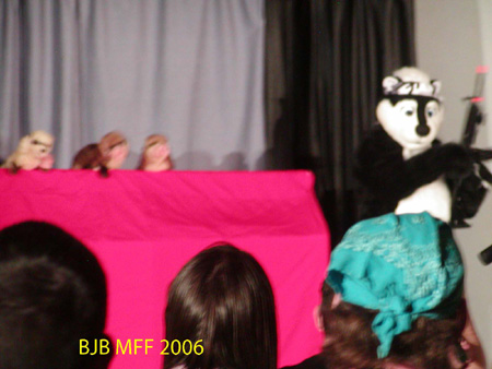 [BJButtons_MFF2006_031.jpg]