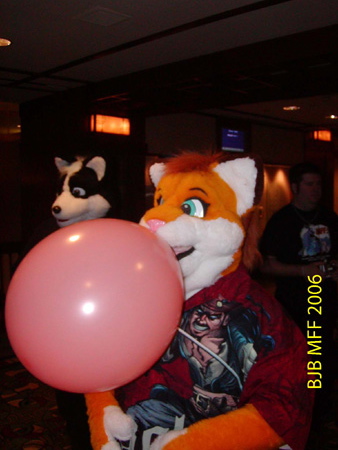 [BJButtons_MFF2006_062.jpg]