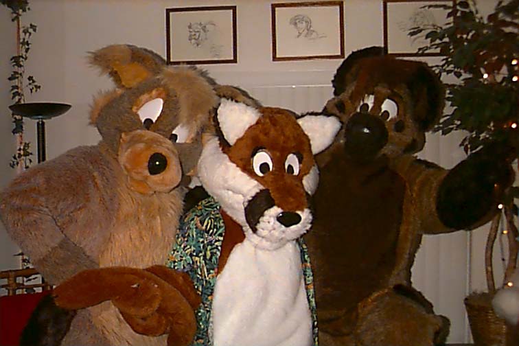 [Fursuit_biggroup.jpg]