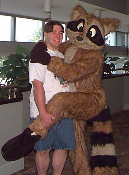 [Fursuit_o90598-15.jpg]