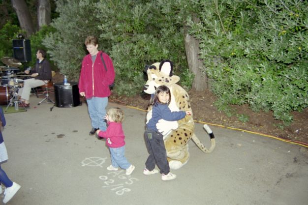 [sfzoo-2000-07c_10.jpg]