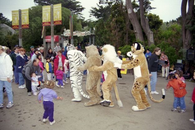 [sfzoo-2000-07c_16.jpg]