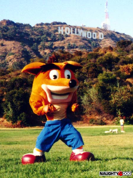 [jcrash-hollywood-sign.jpg]