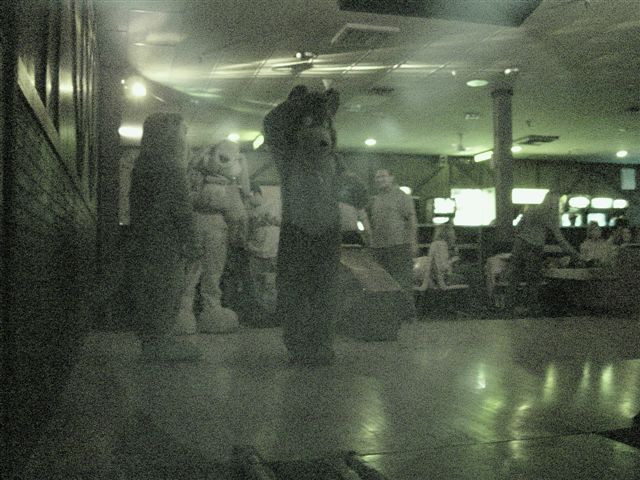 [20020328_FursuitBowling_03.jpg]