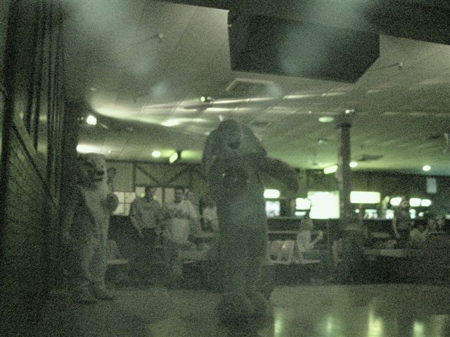 [20020328_FursuitBowling_12.jpg]