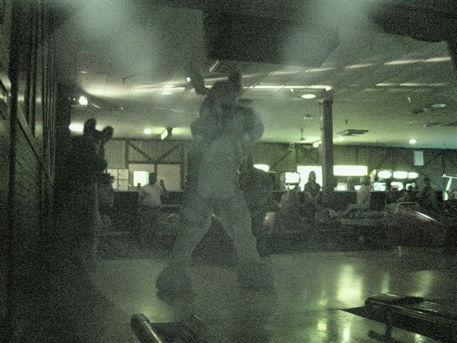 [20020328_FursuitBowling_26.jpg]