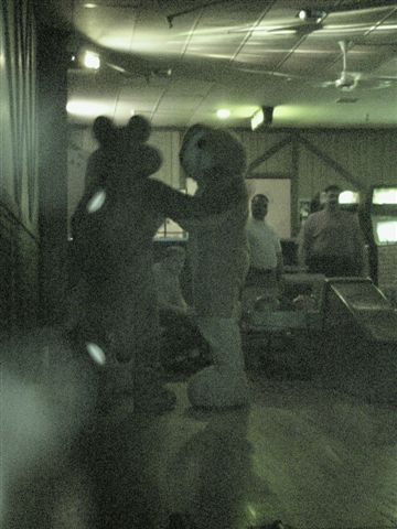 [20020328_FursuitBowling_35.jpg]