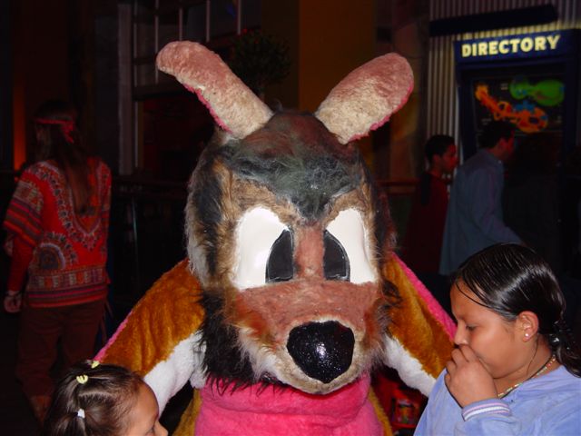 [Halloween2002_CityWalk_16.jpg]