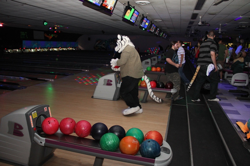 [Kovudalion_201204_Jacksonville_Bowling_011.jpg]