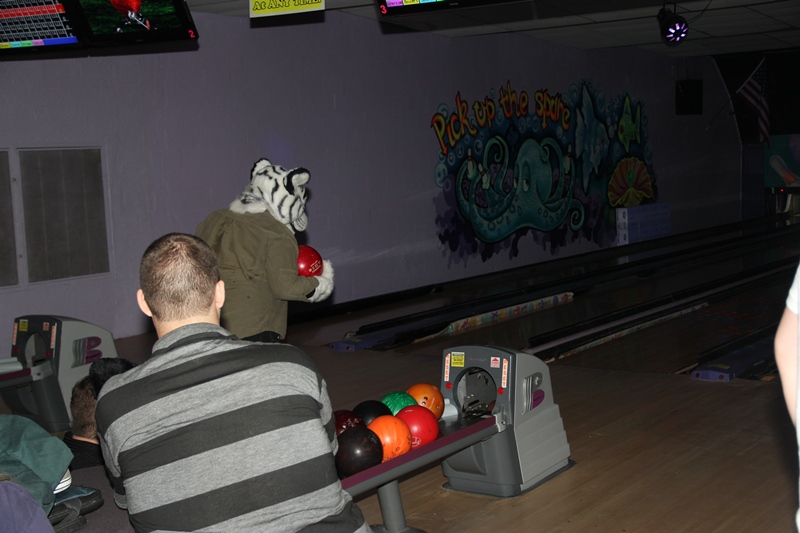 [Kovudalion_201204_Jacksonville_Bowling_071.jpg]