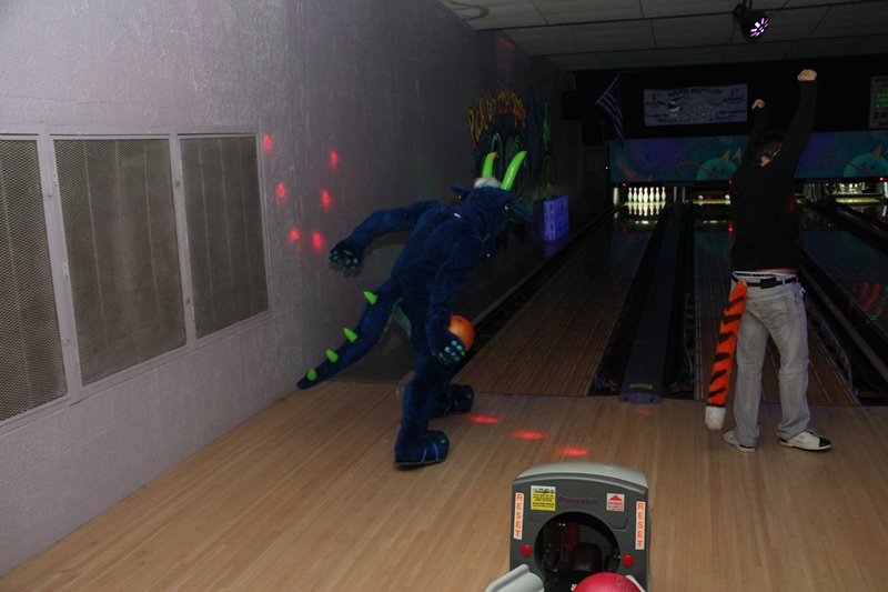 [Kovudalion_201204_Jacksonville_Bowling_084.jpg]