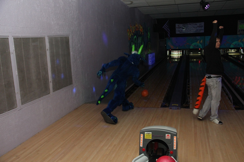 [Kovudalion_201204_Jacksonville_Bowling_085.jpg]