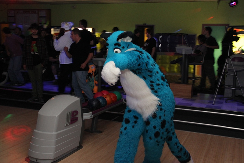 [Kovudalion_201204_Jacksonville_Bowling_096.jpg]