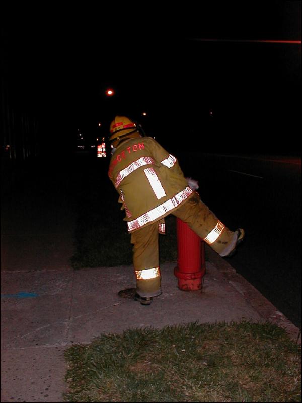 [dia-razor-hydrant.jpg]