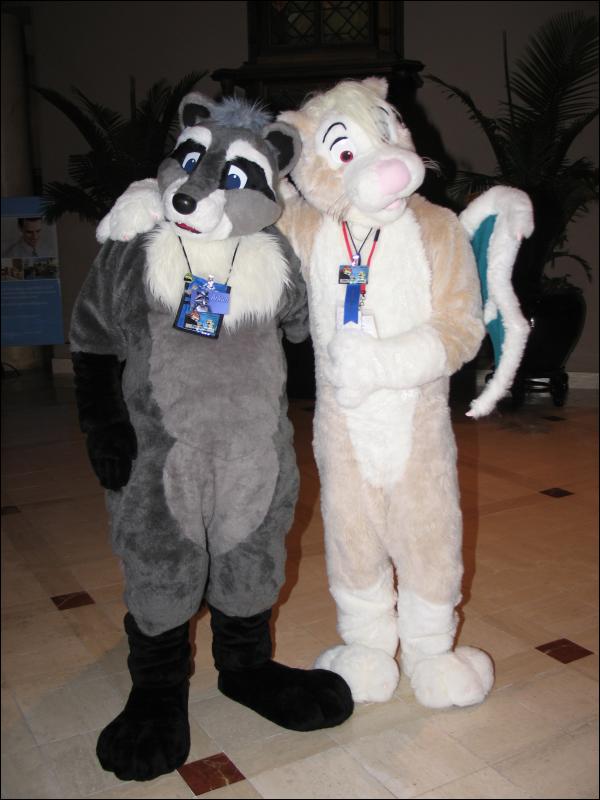 The Fursuit Archive: PandaGuy AC2005 0709 16